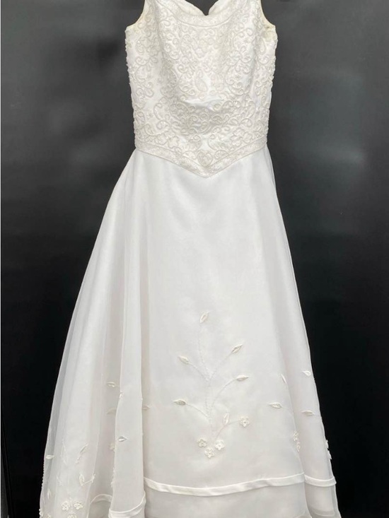 Michelangelo Dresses & Skirts - Michelangelo Ivory Floral Lace Bodice A-Line Girls' Dress